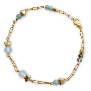 Opalite Stars Lovehearts Bracelet with gold-plated chain and gemstone beads.