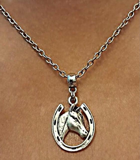 Horse Head Charm Necklace -with horseshoe pendant and customizable birthstone, 55cm chain.