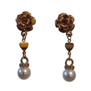 Flower Heart Pearl Earrings - AbcdepaHorseJewelry