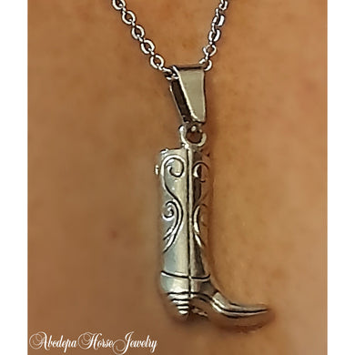 Long Pattern Riding Boot Necklace